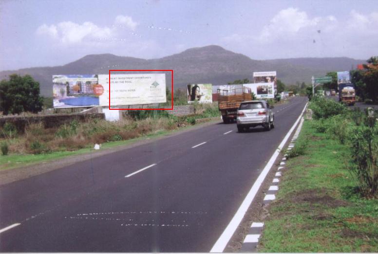 Chowk on Mumbai-Pune Highway nr Karjat phata hoarding
